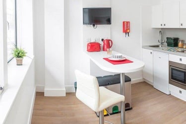 1 bed studio, 8-10 Colston Avenue, City Centre, Bristol, BS14ST - Image 4